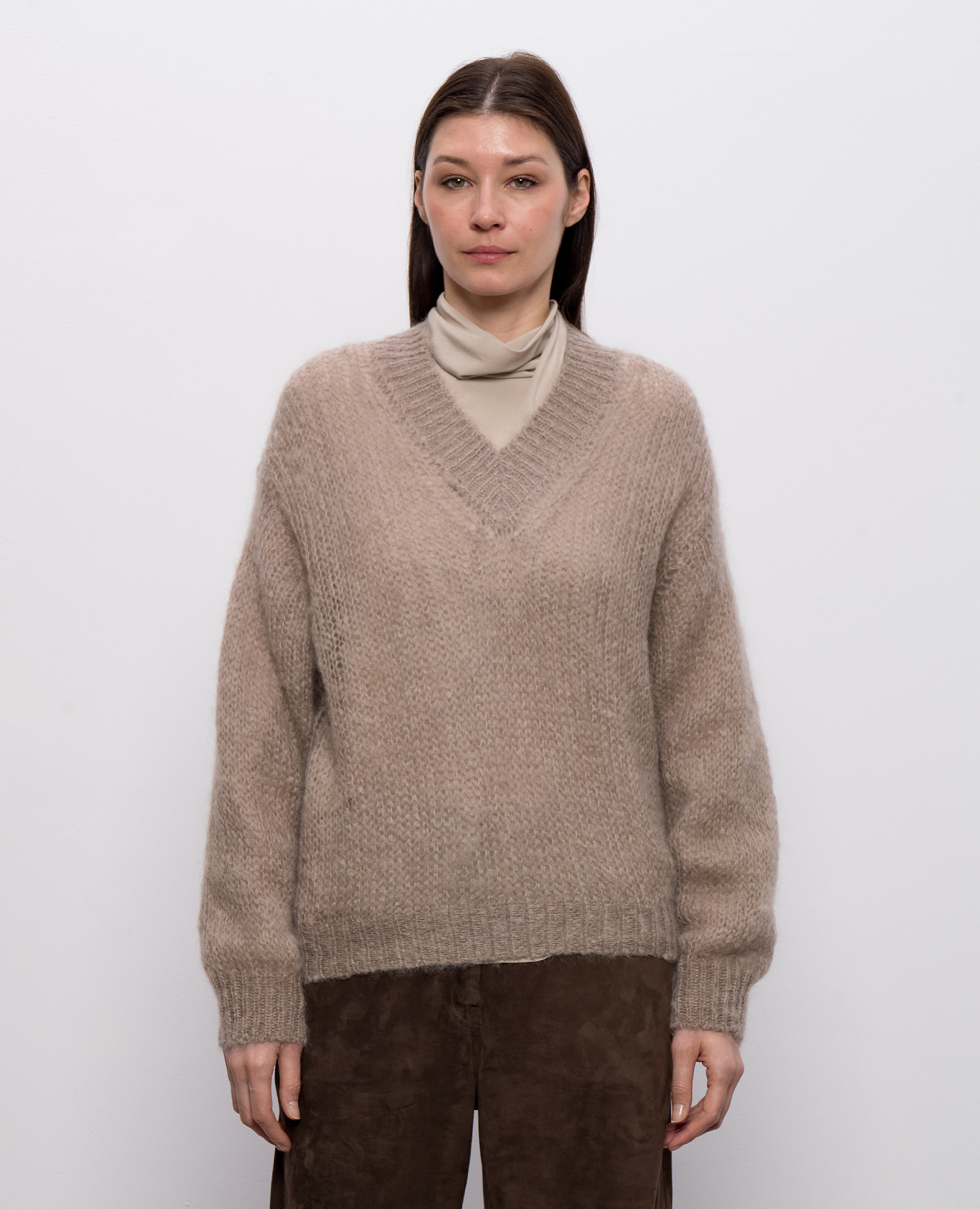 

Beige wool pullover Brunello Cucinelli