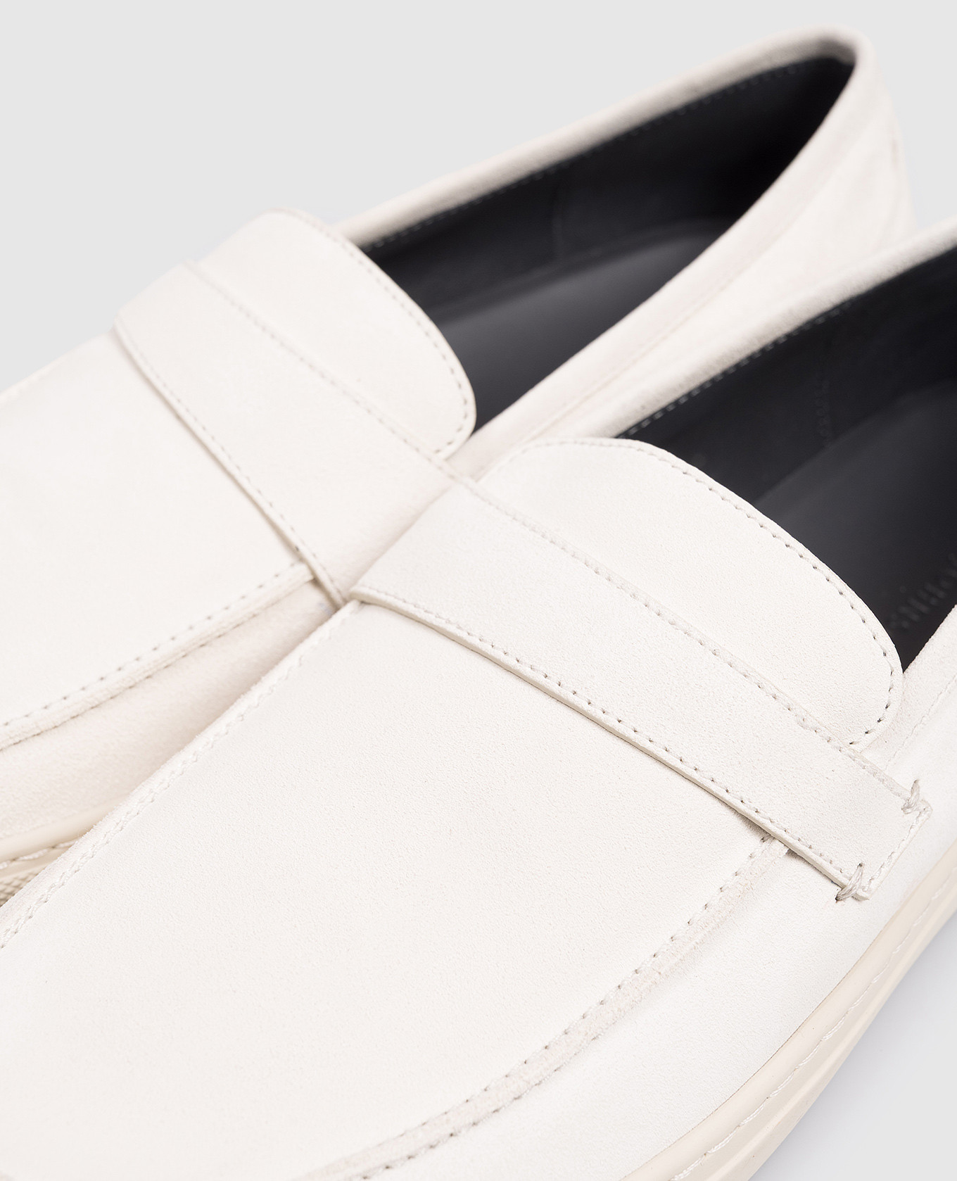 

White suede loafers with emblem Brett Johnson