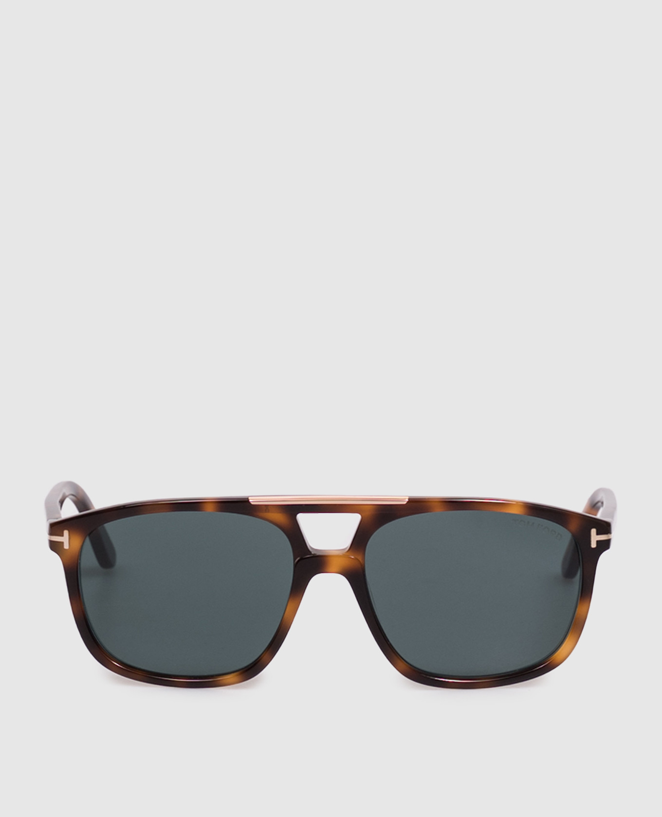Brown tortoiseshell sunglasses