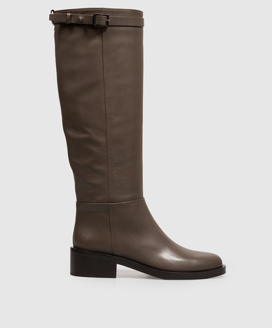 Botas de cuero marrón
