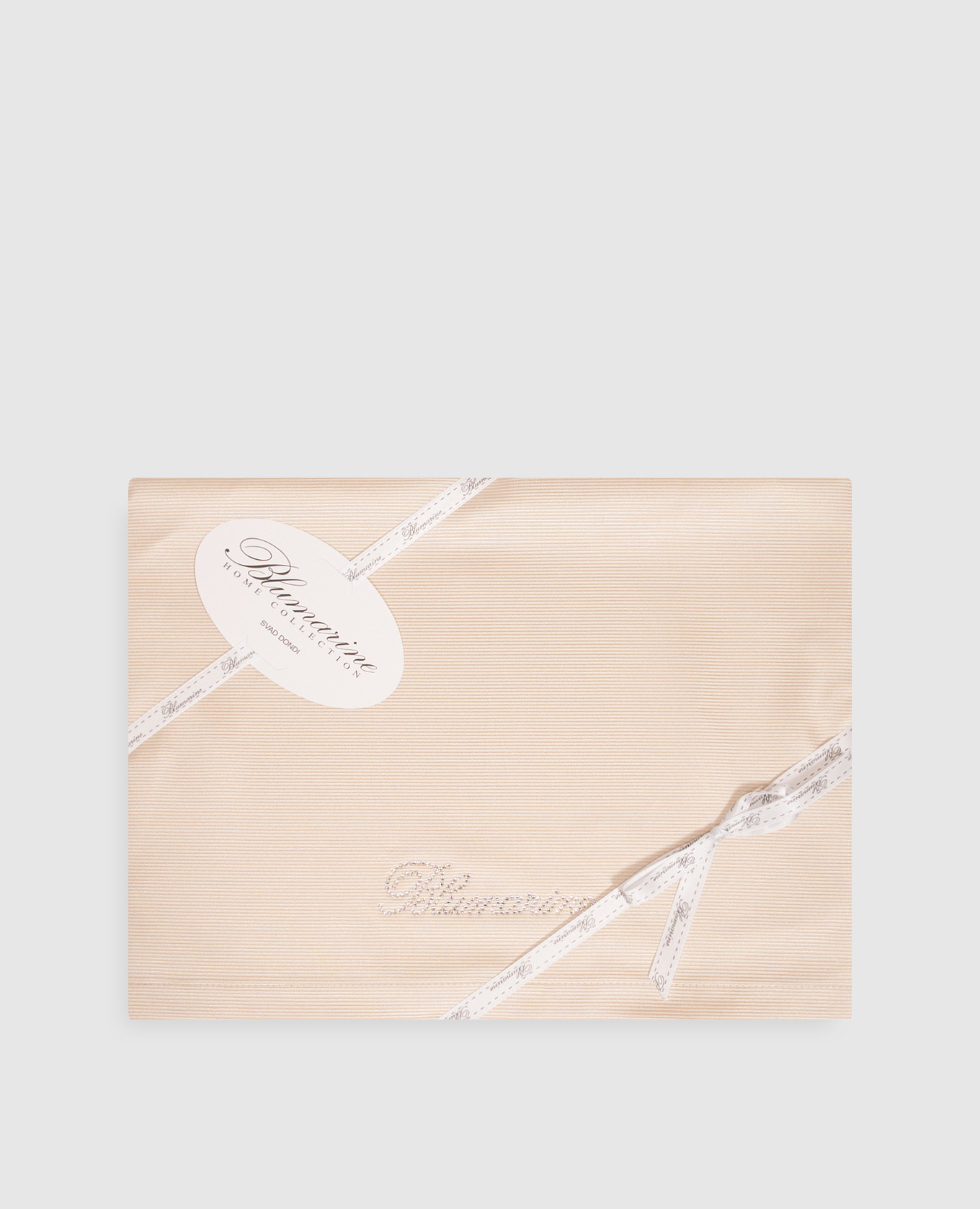 Beige runner with crystals