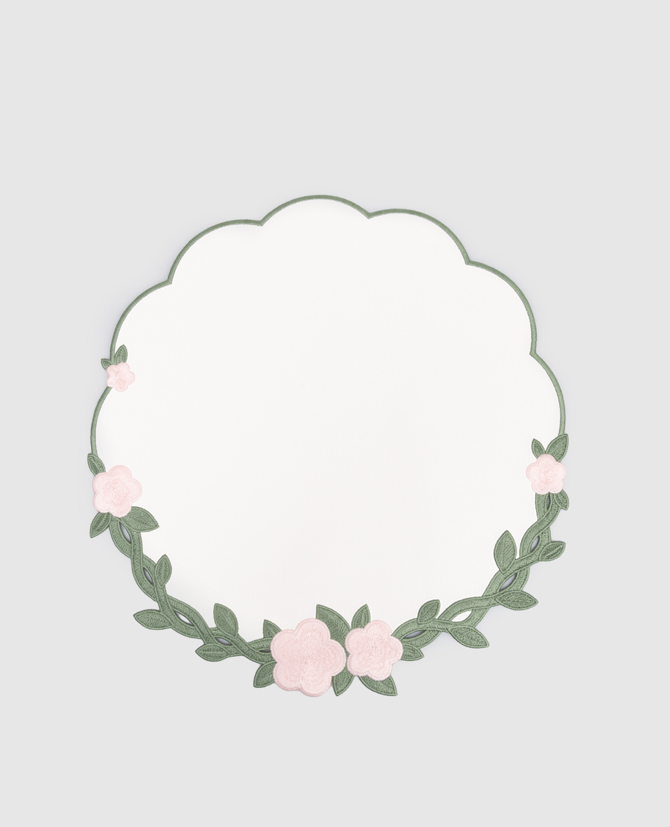 

White Meadow Placemat with Embroidery Truffle Bee