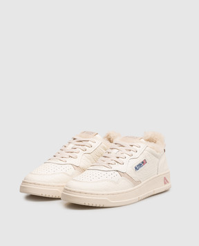 AUTRY MEDALIST ivory leather sneakers with fur AUXWNZ01