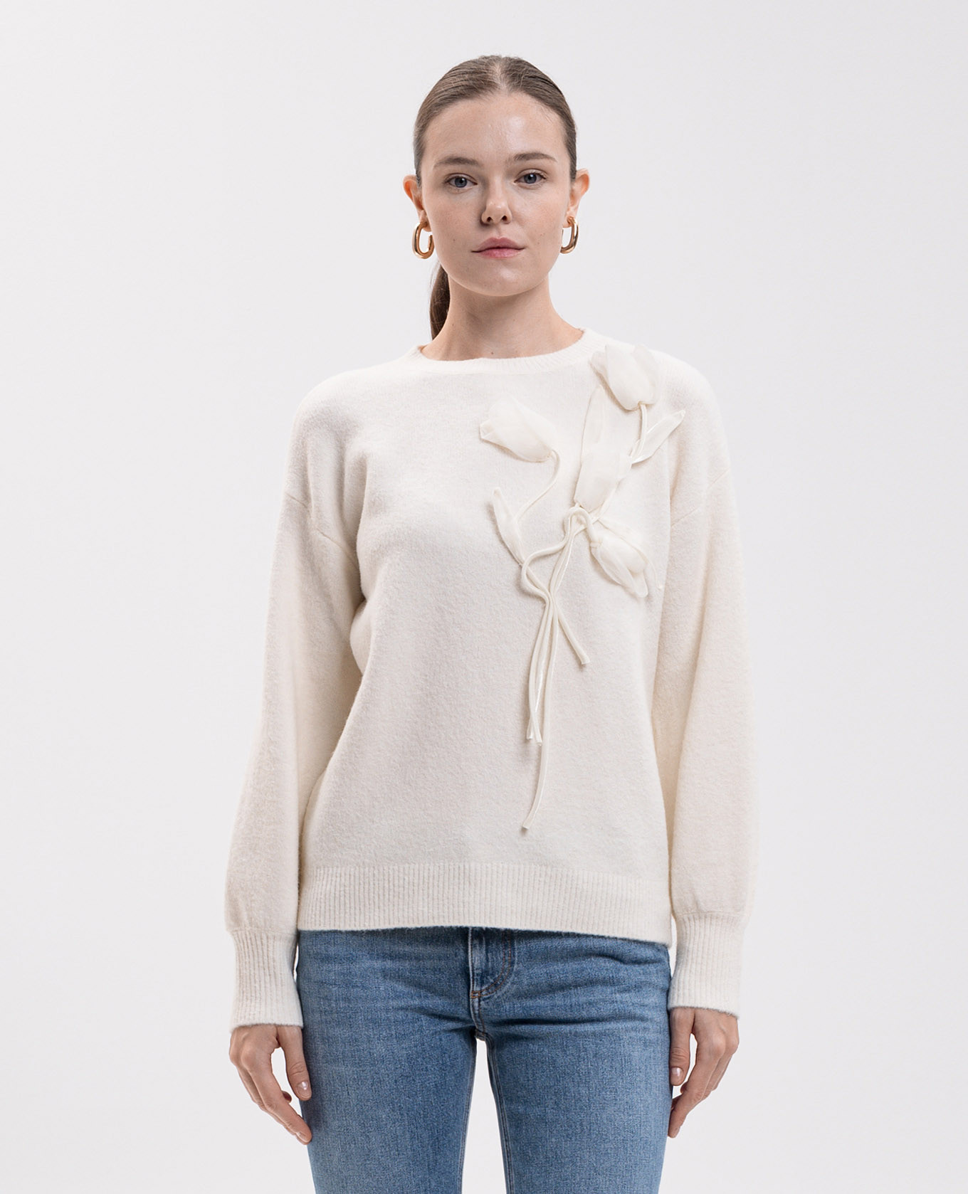 Ivory sweater with applique Twinset 3