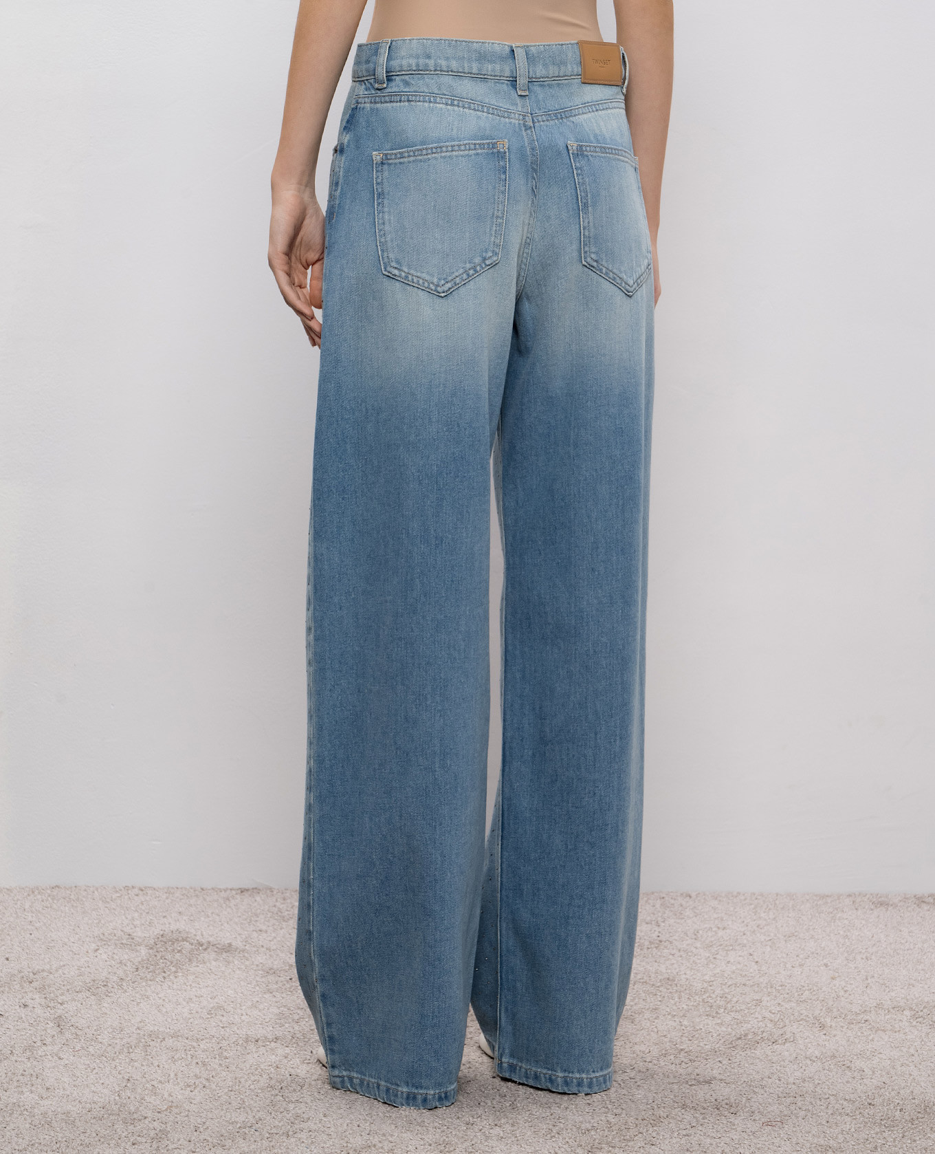 Blue jeans with crystals Twinset 4