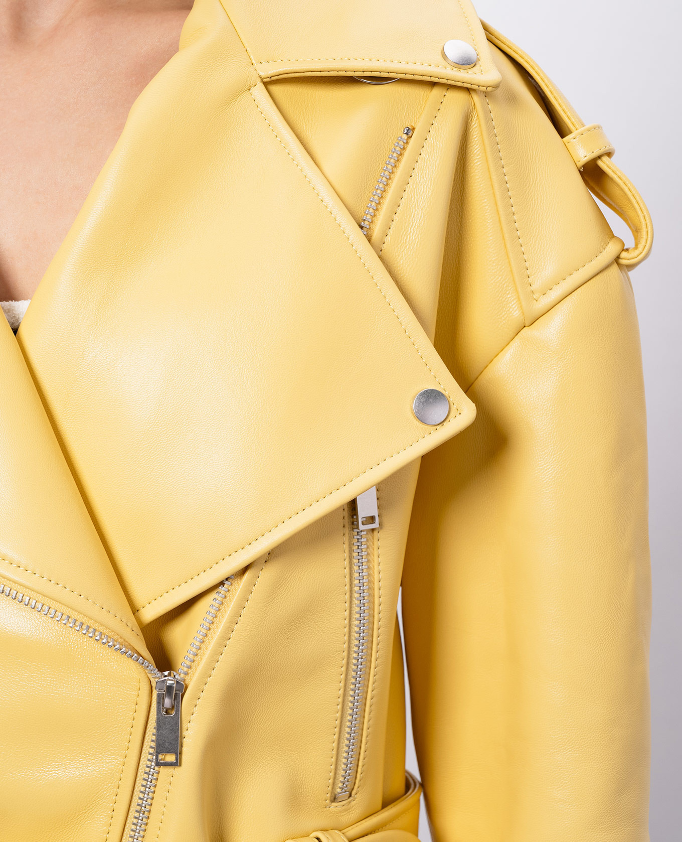 Yellow leather jacket Babe Pay Pls 5