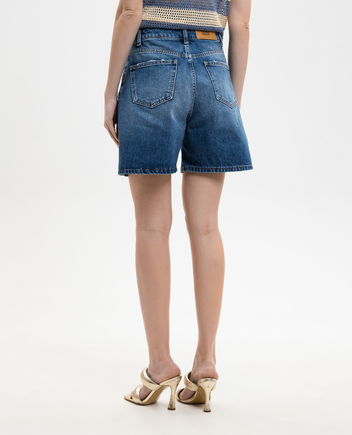 Blue denim shorts with a distressed effect Solotre 4