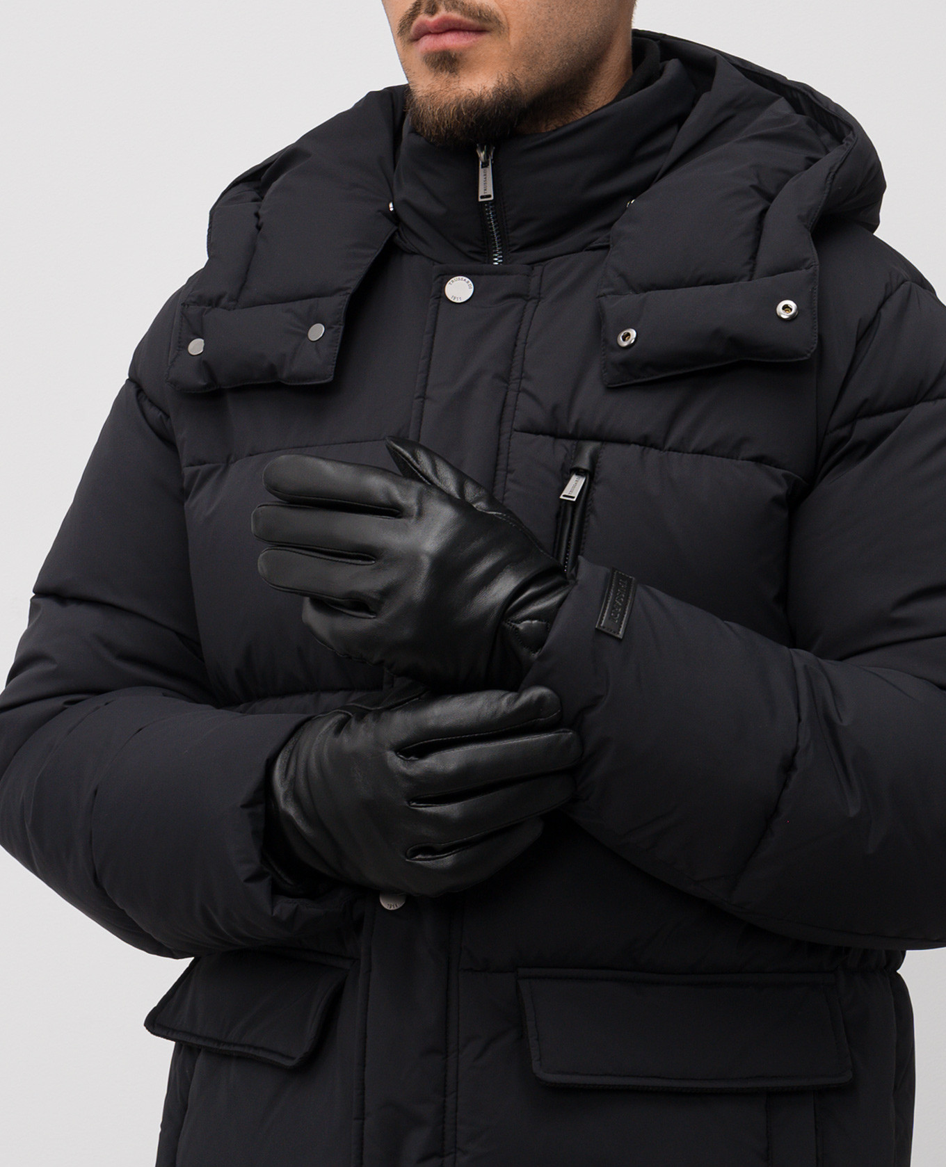 

Black leather gloves with emblem Trussardi
