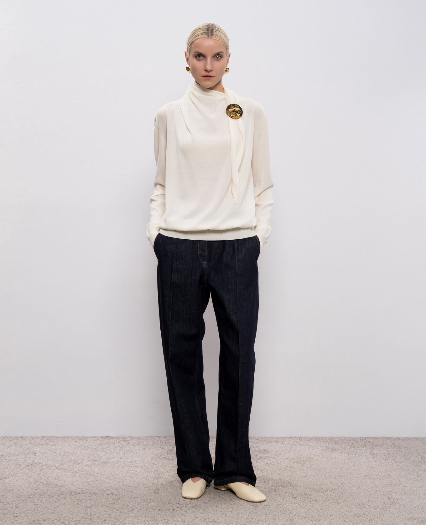 Blue jeans with logo patch Jil Sander 2