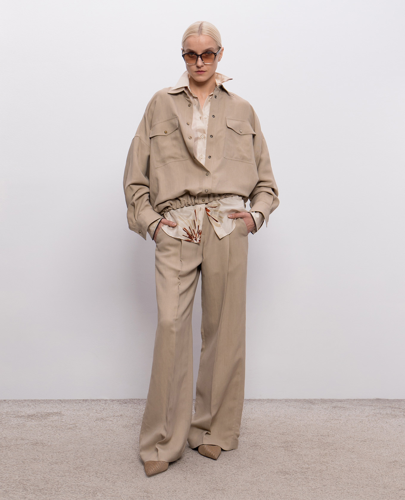 

Beige linen pants Brunello Cucinelli