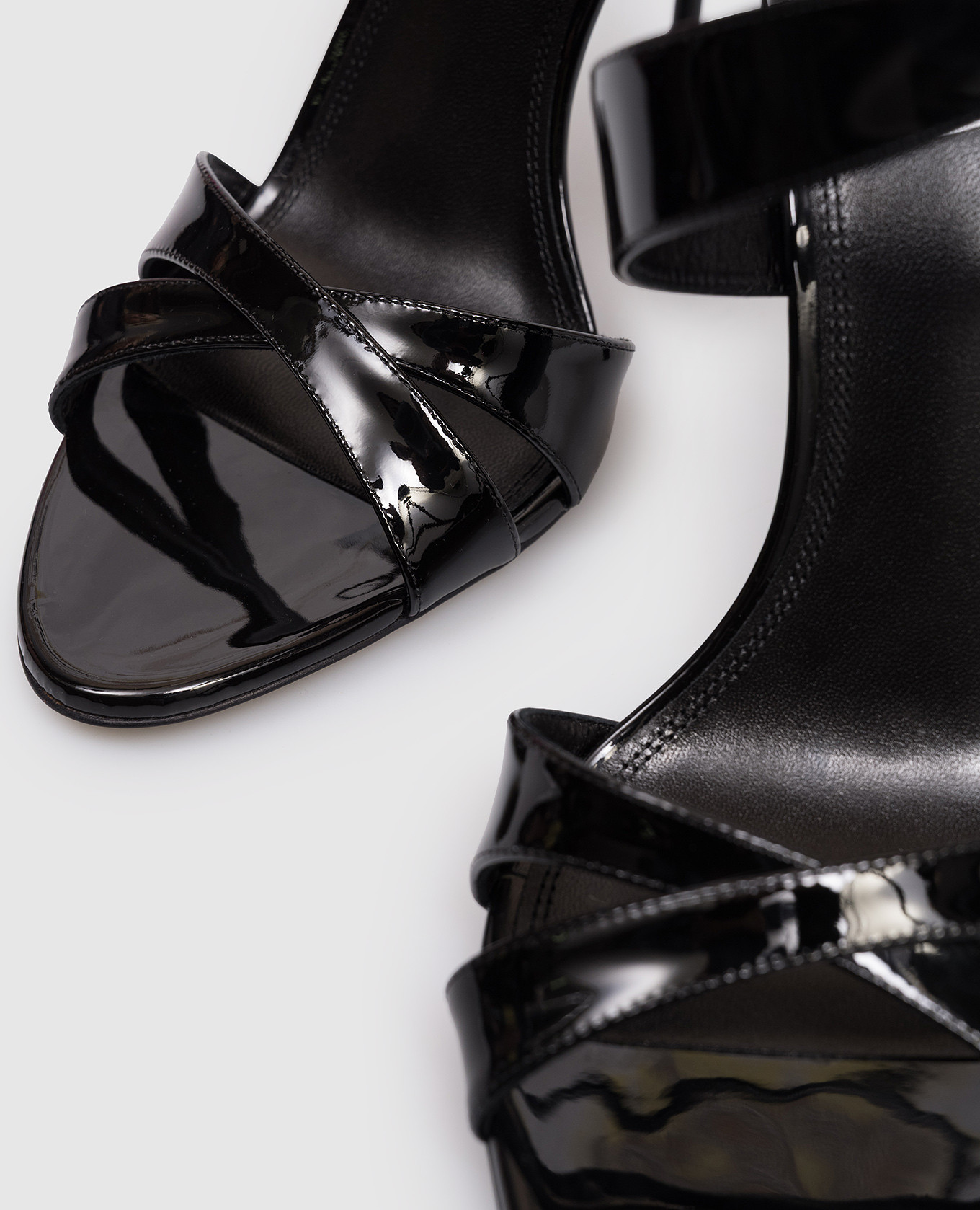 Black patent leather sandals LIDIA Paris Texas 5