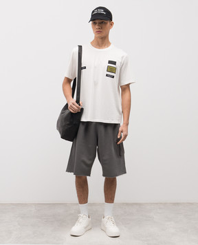 Maison Margiela MM6 Grey shorts with logo patch SH0MU0026M25024