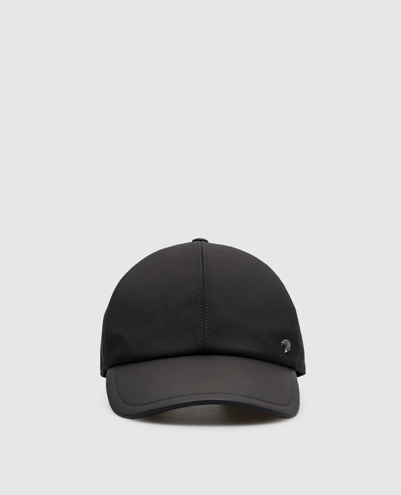 

Black cap with leather peak and emblem Stefano Ricci