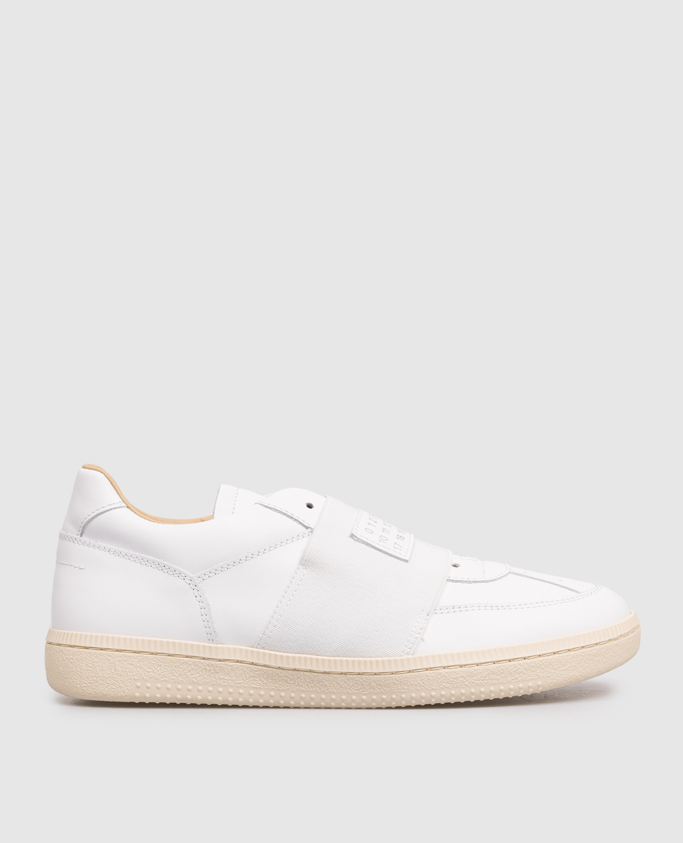 Children's white leather sneakers with logo patch