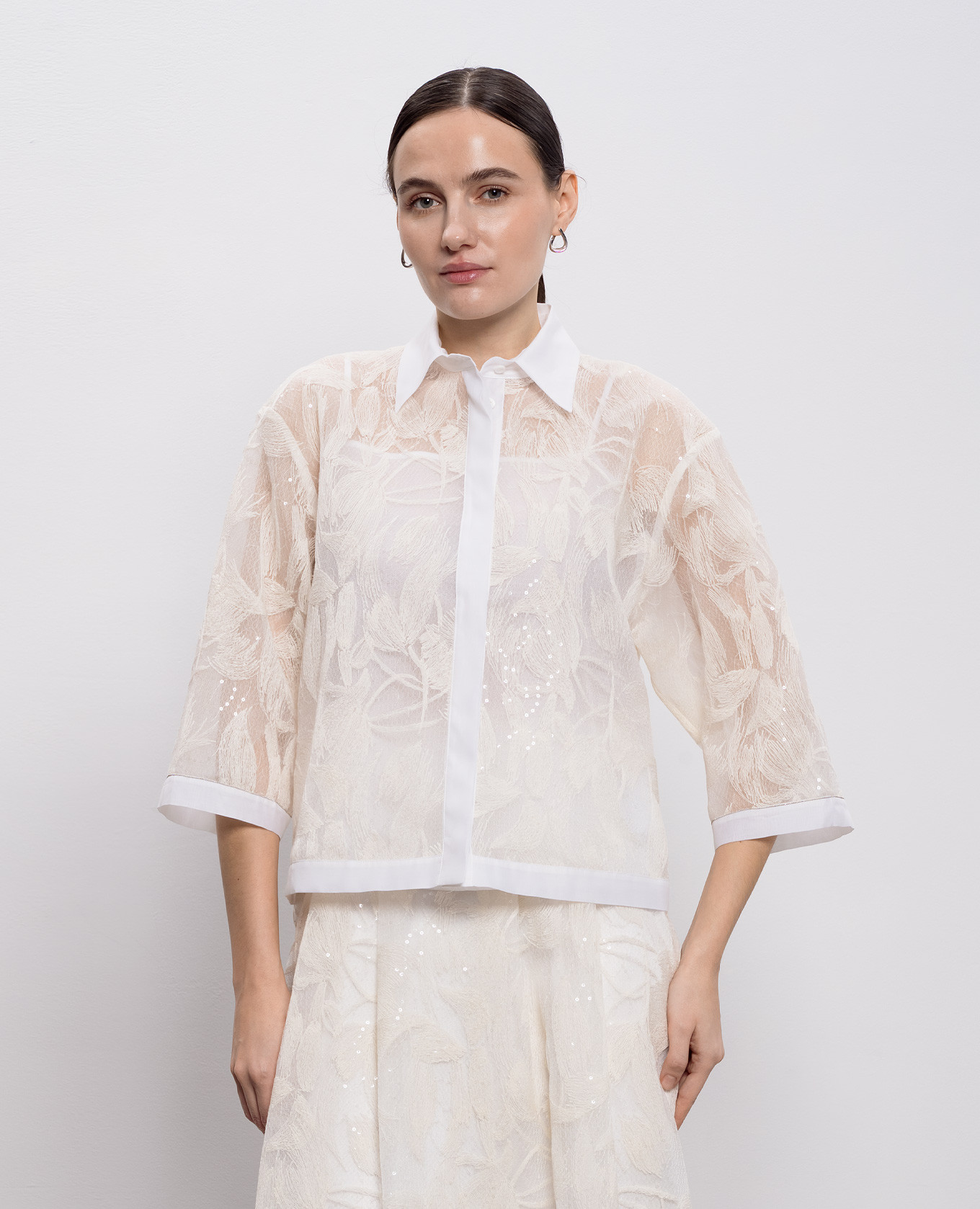 

White silk blouse with embroidery Peserico