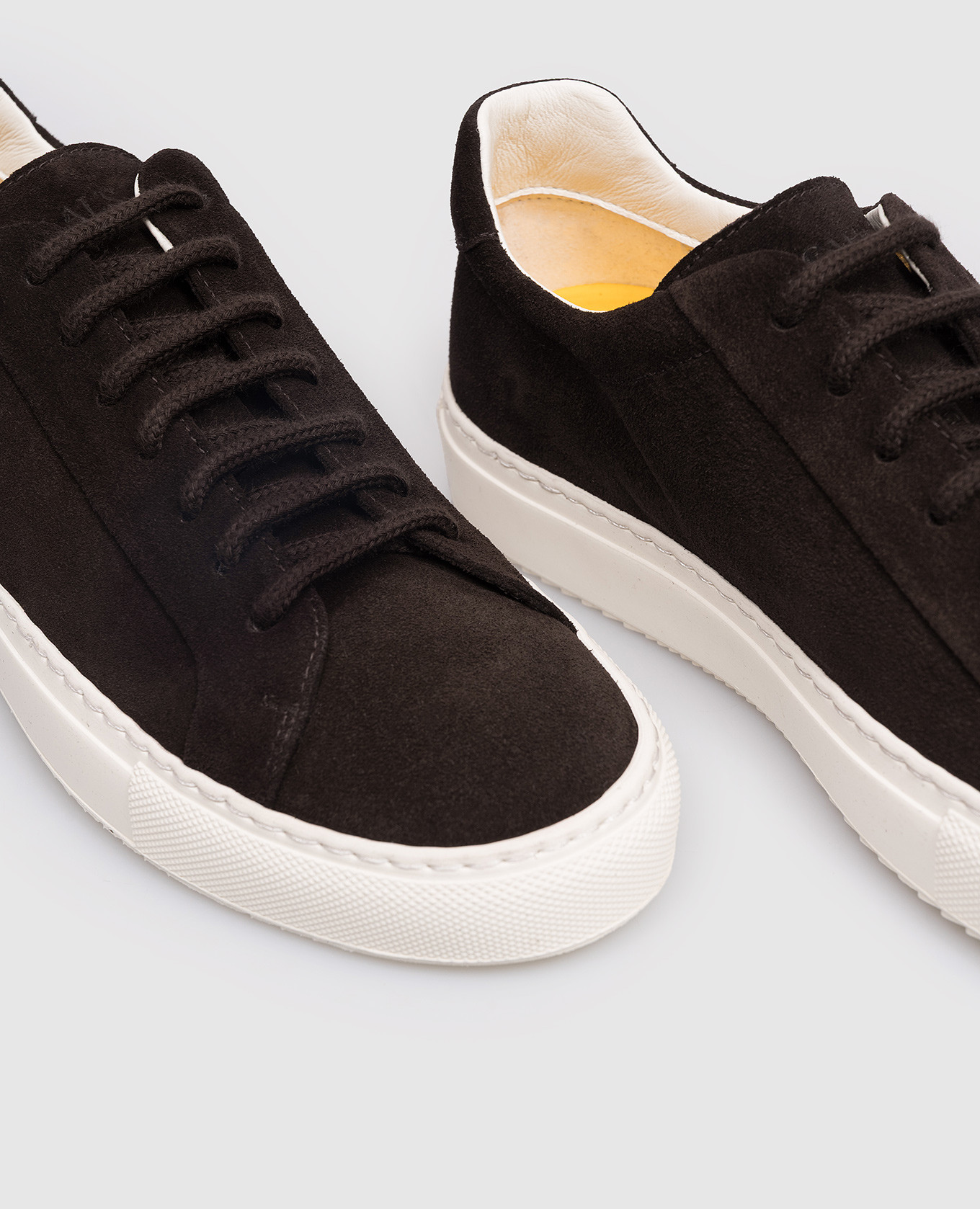 

Brown suede sneakers with logo Doucal's