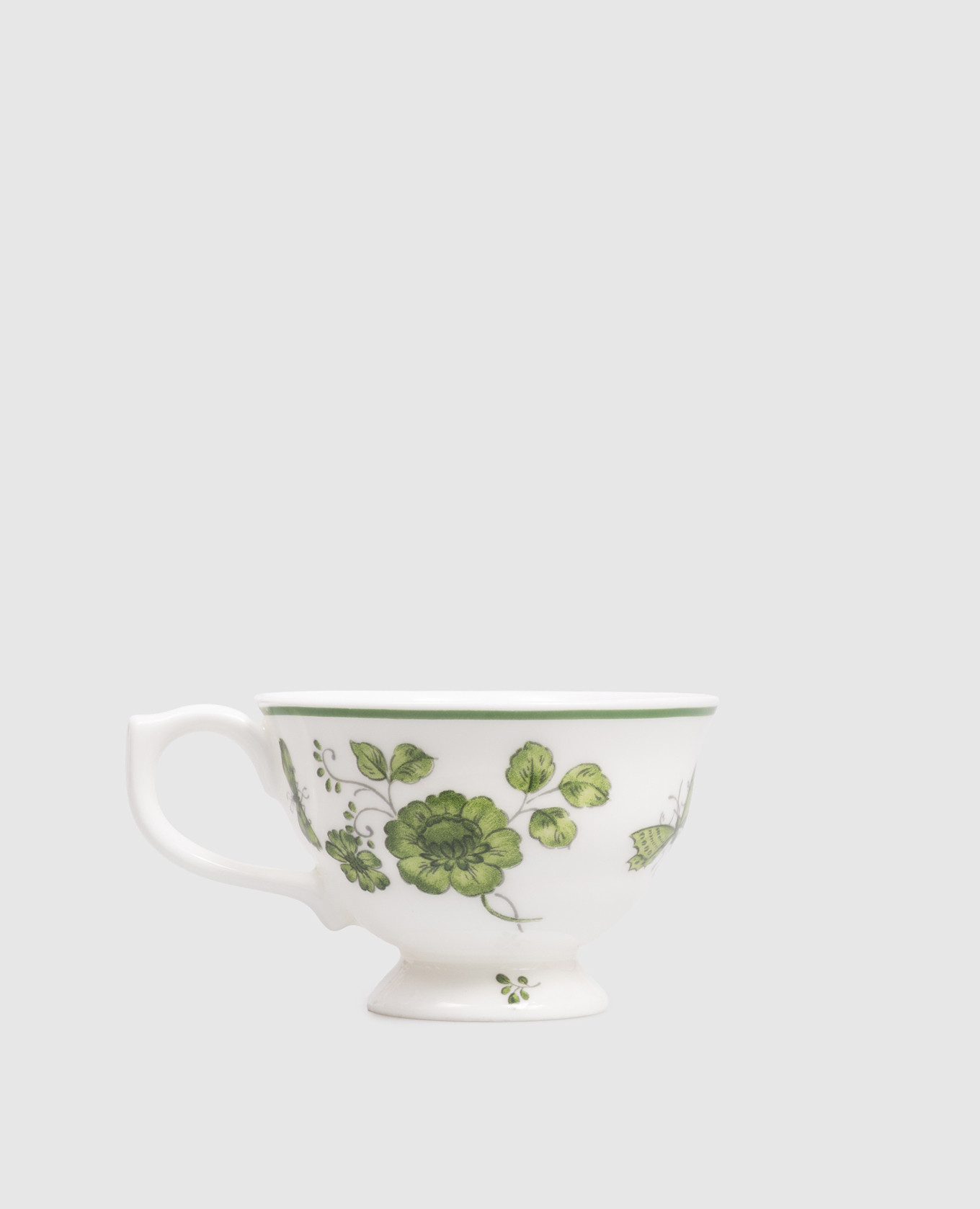 

White porcelain tea cup Rosa Rosae Geminiano Cozzi 1765