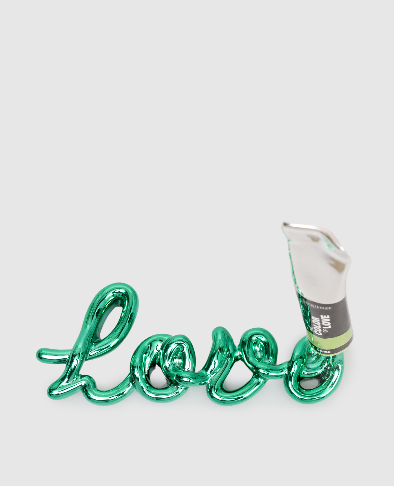 

Green figurine The Color of Love Sequenze