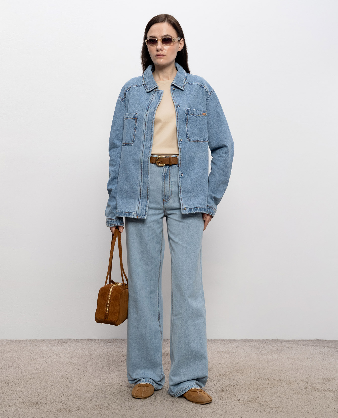 

Blue jeans with monogram embroidery Kiton, Light blue