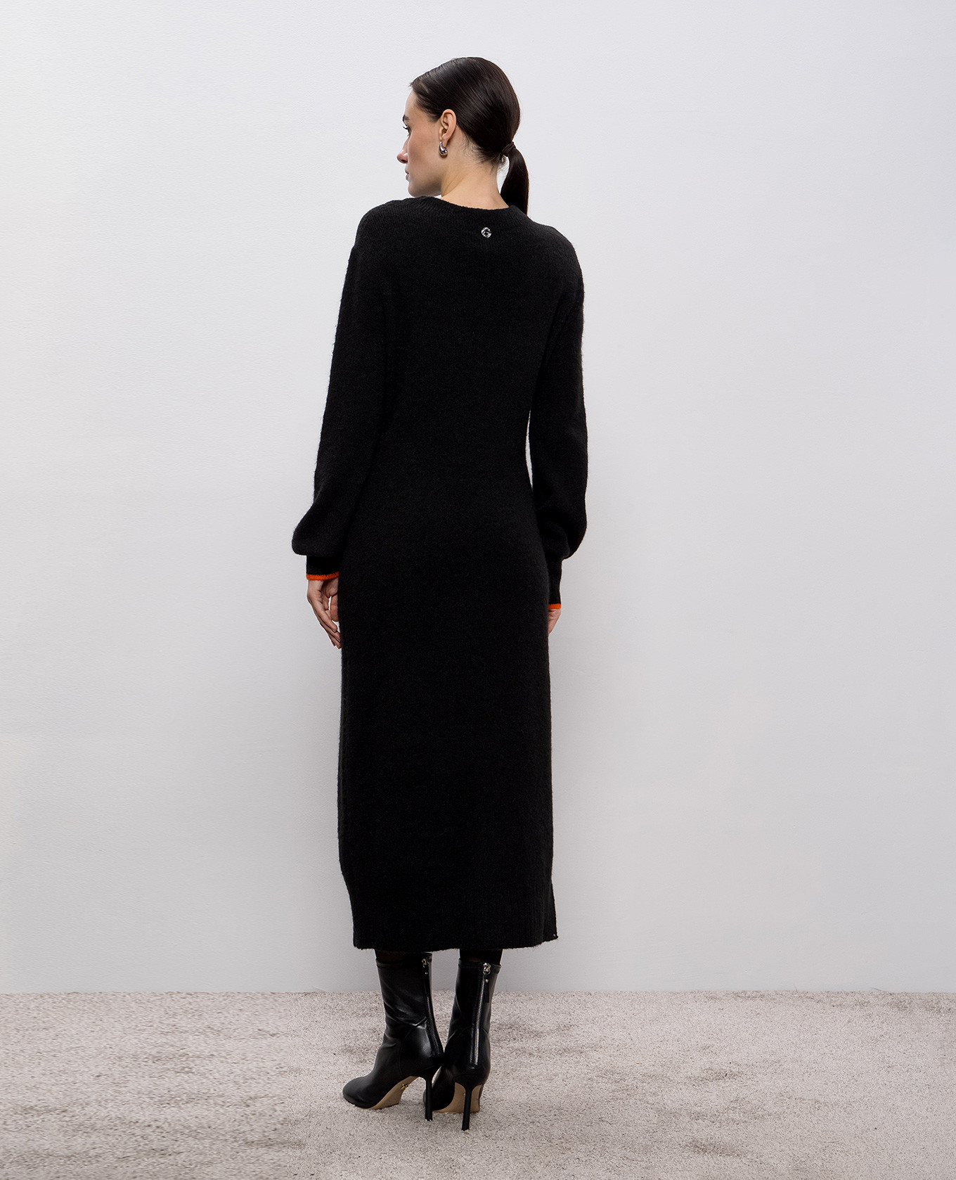 

Black wool dress with logo Twinset
