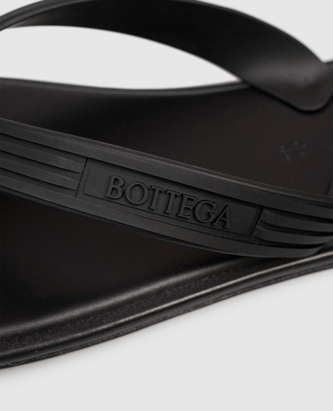 Black Sampieri flip-flops Bottega Veneta 5