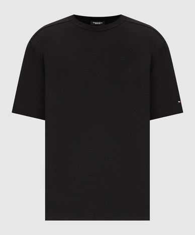 Black T-shirt with wool