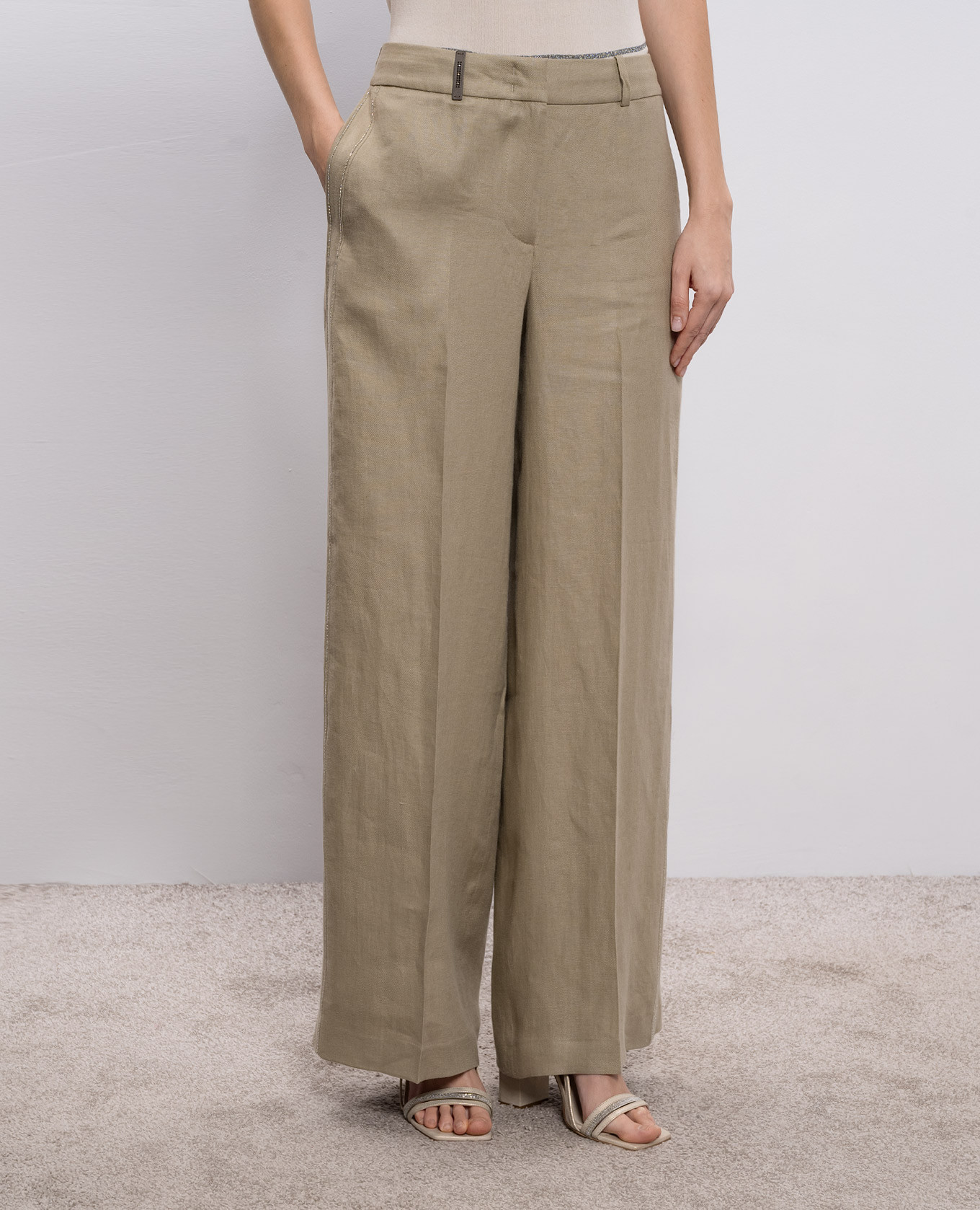 

Khaki linen pants with chain Peserico