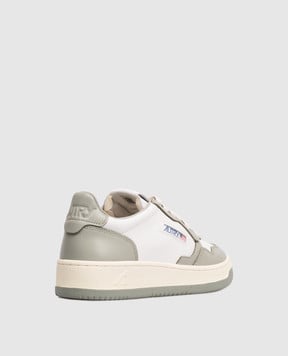 AUTRY MEDALIST green leather sneakers with logo A1UNAULWWB65