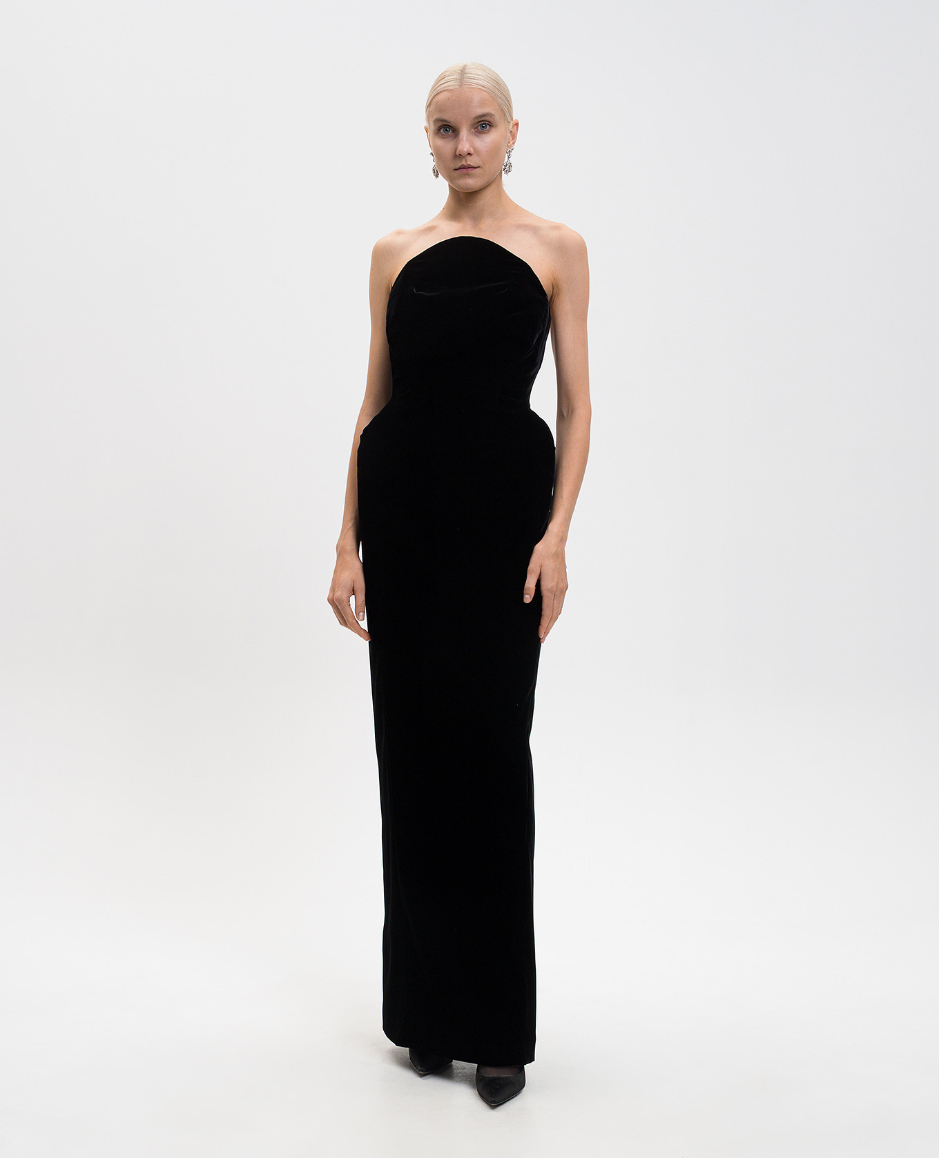 Black velvet dress with slit Thierry Mugler 3