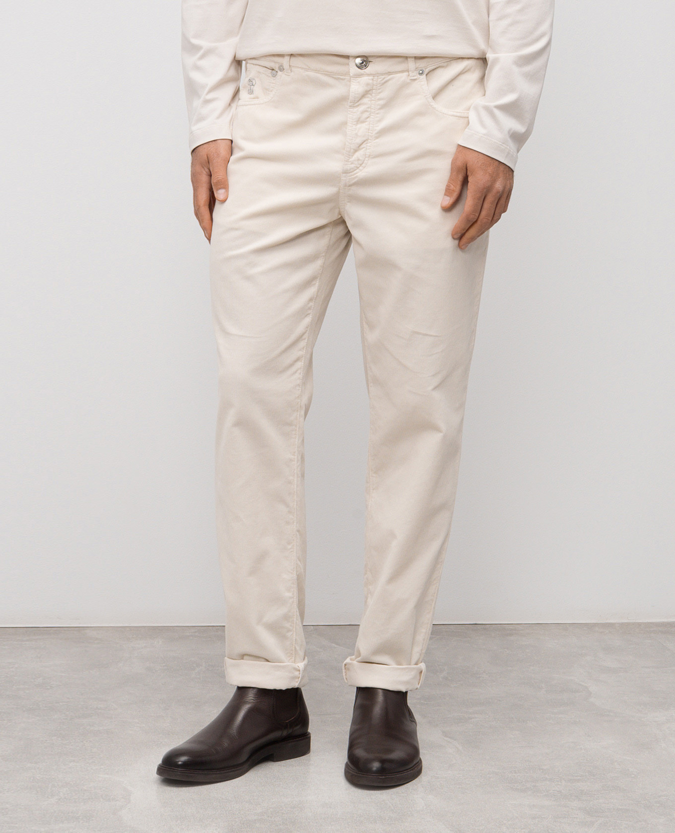 

Beige corduroy pants with logo patch Brunello Cucinelli