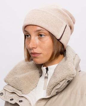 Brunello Cucinelli Beige cashmere hat with monil chain M12163199