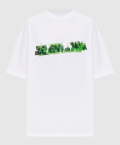 Weißes T-Shirt-Spray