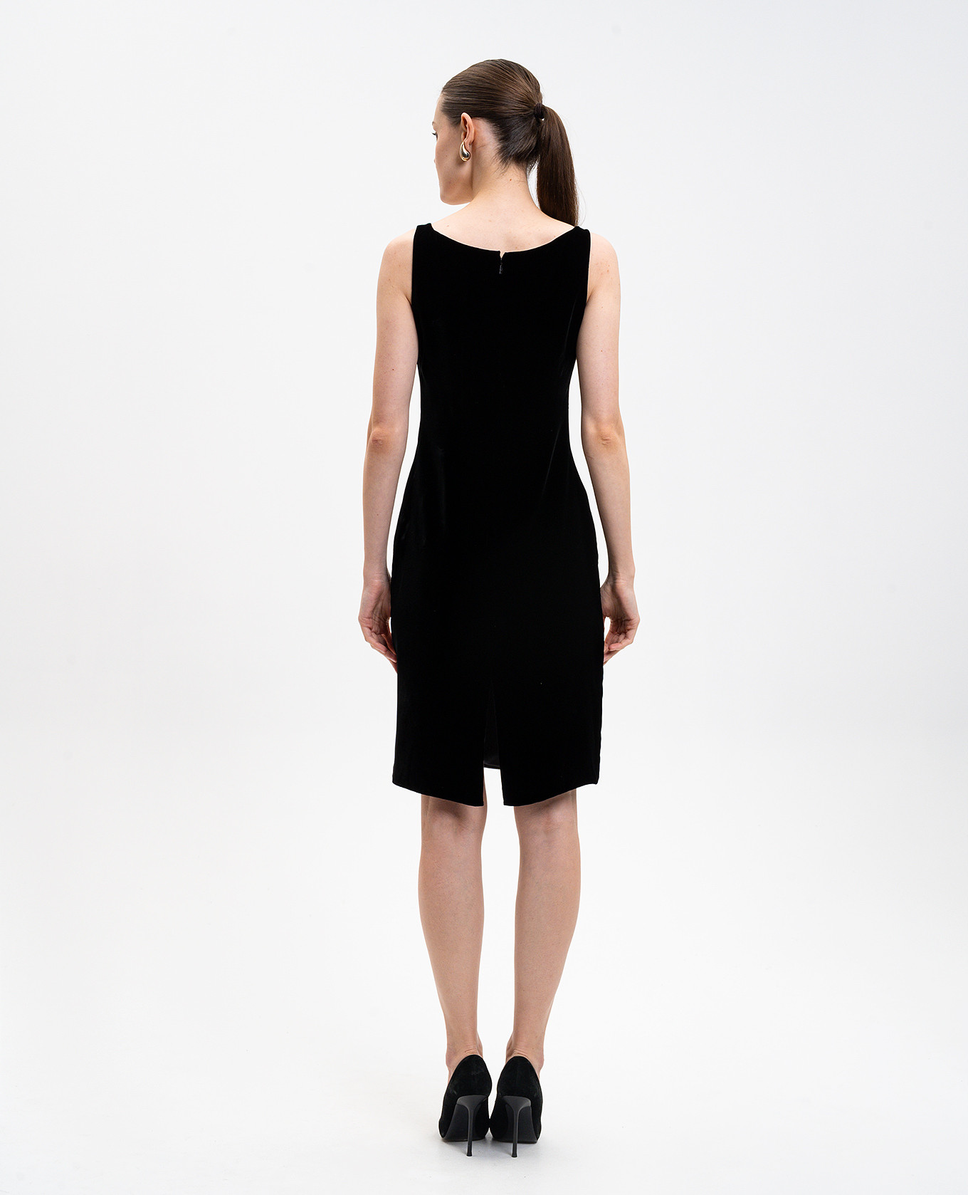Black lace dress with emblem Versace 4