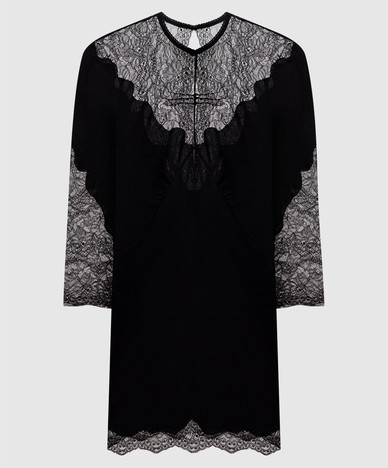 Schwarzes Kleid mit Spitze