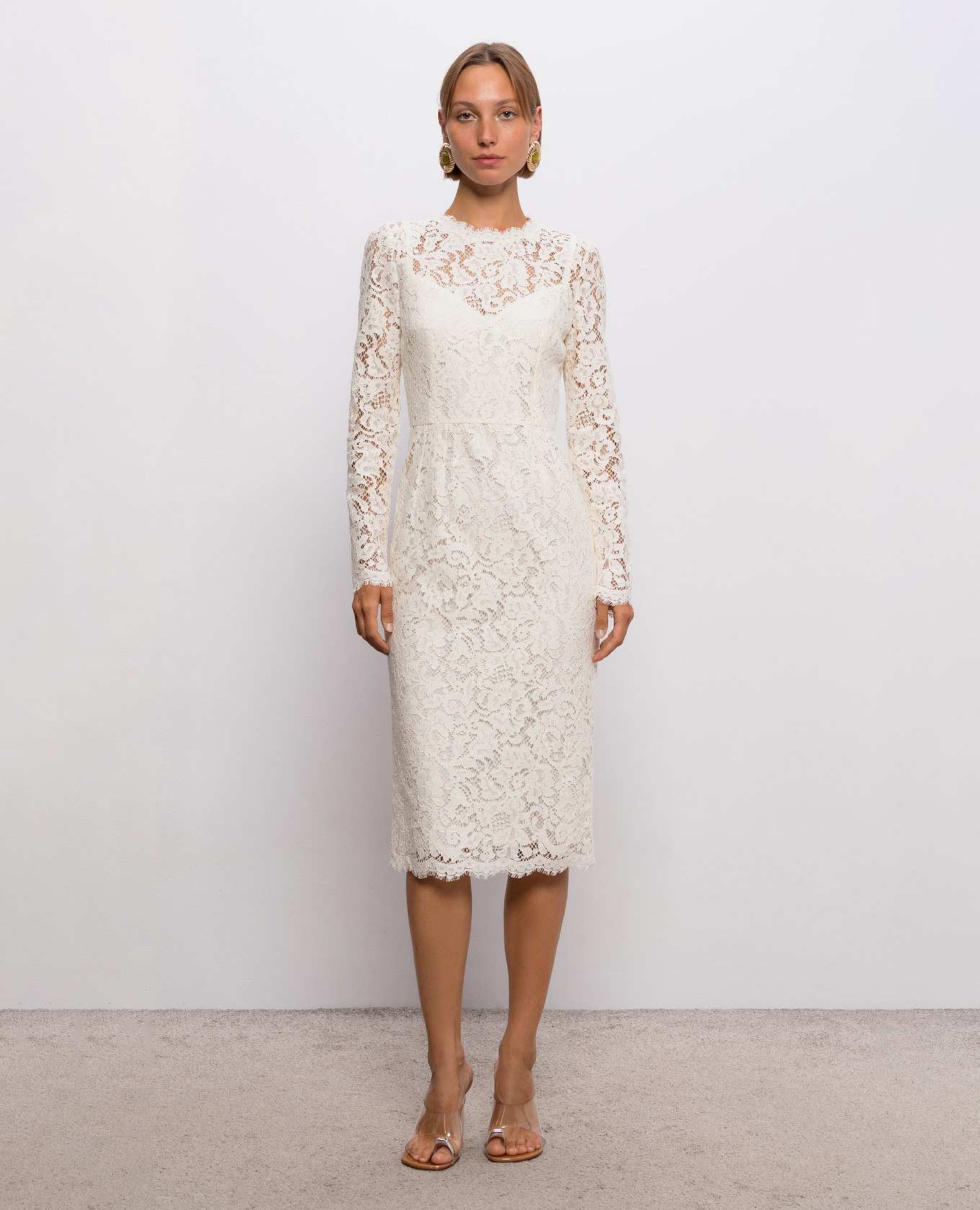 Ivory lace sheath dress Dolce&Gabbana 3
