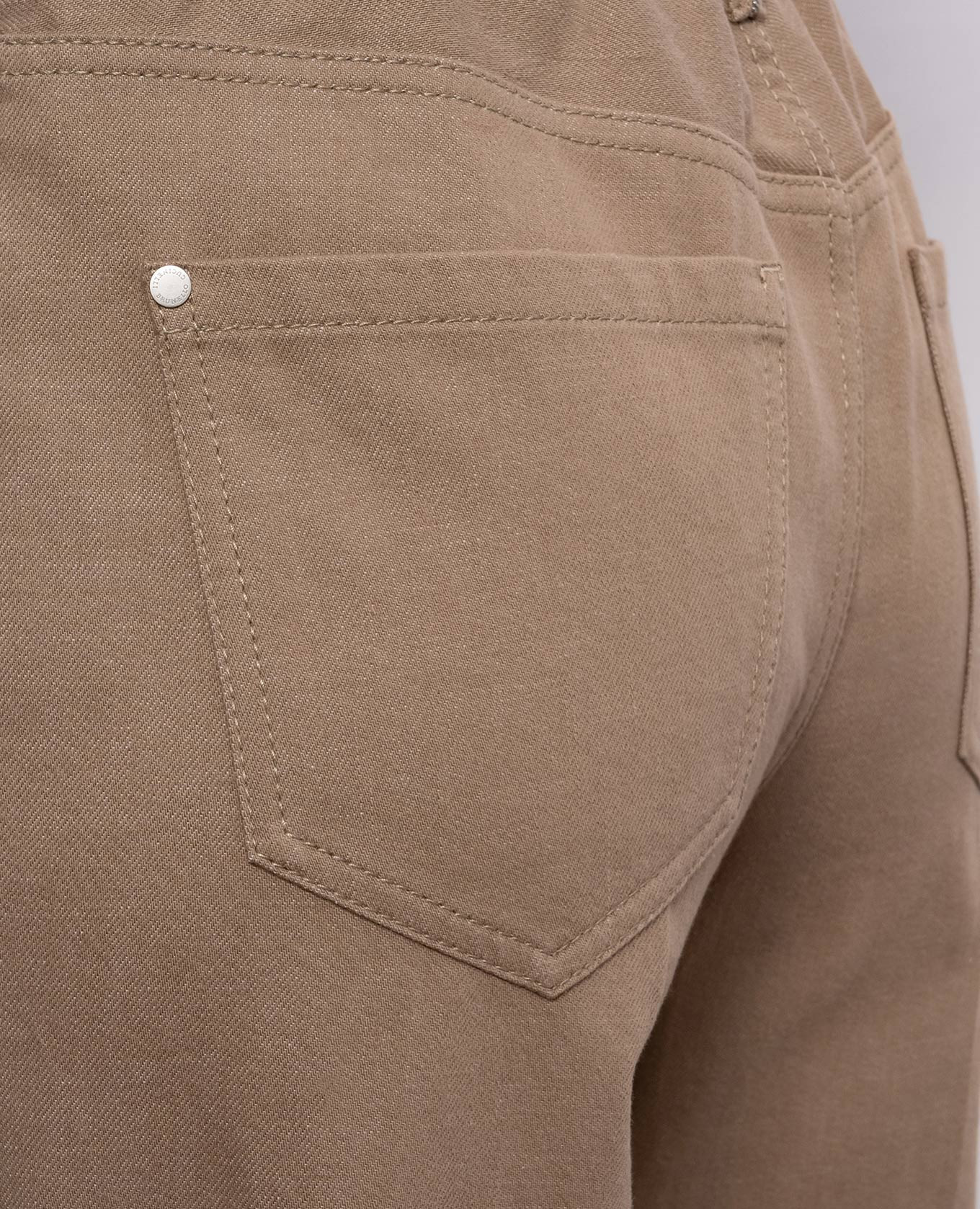 Beige jeans with a monil chain Brunello Cucinelli 5
