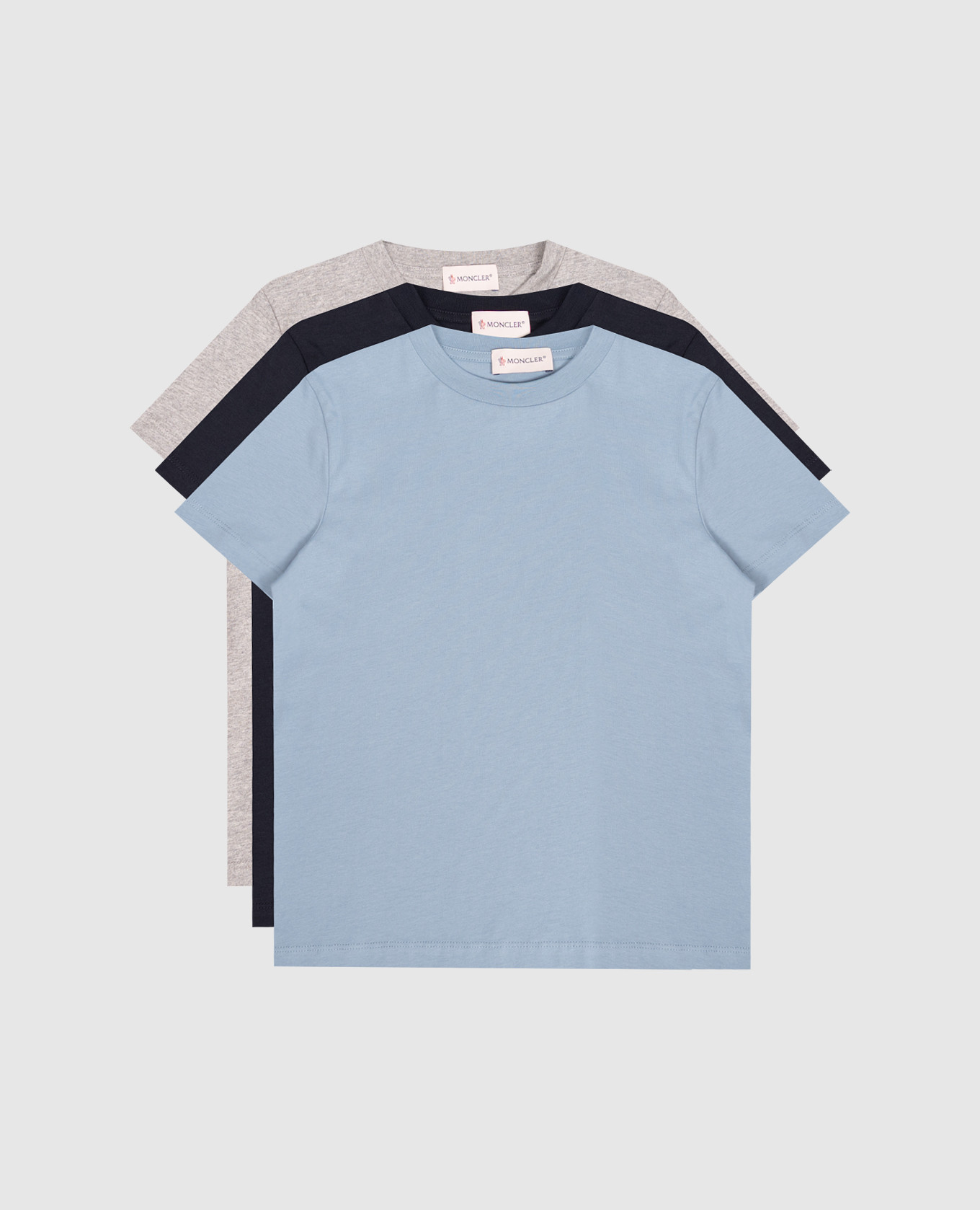 Children's set of T-shirts with logo patch