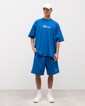 Vetements Blue shorts with Alaska print ME76SS257A