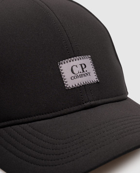 C.P. Company Black insulated cap with logo patch MAC151A006097A