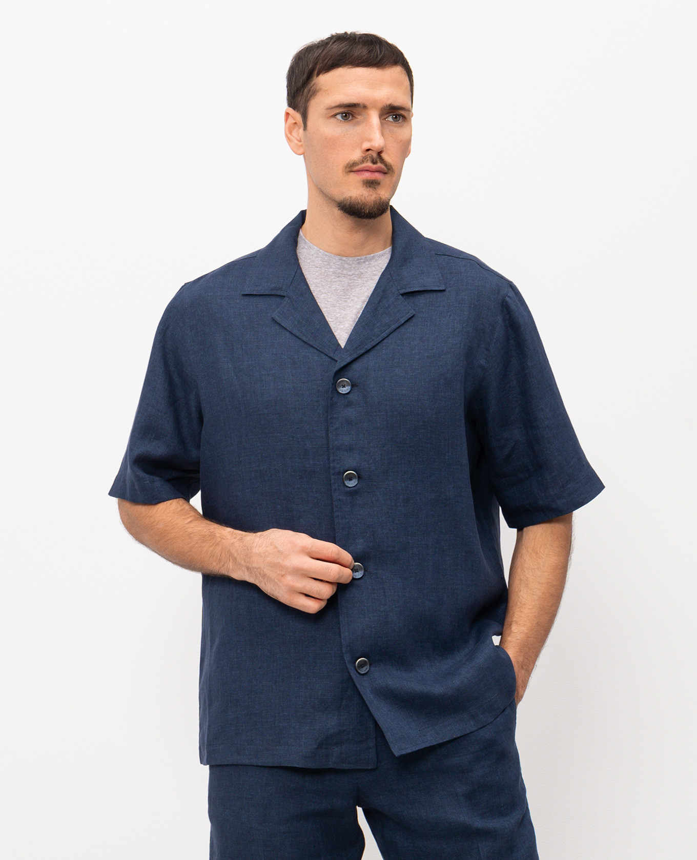 

Blue linen shirt CAPOBIANCO