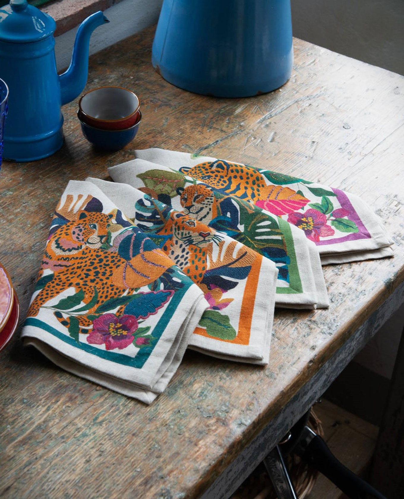 

Set of beige LEOLEAF linen napkins TESSITURA TOSCANA TELERIE