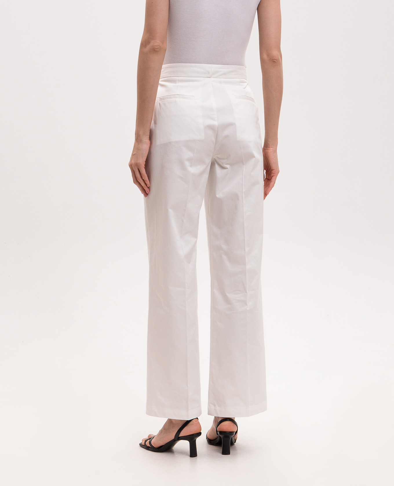 White pants Solotre 4