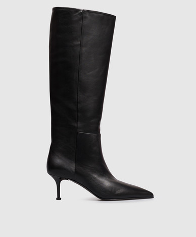 Schwarze Lederstiefel