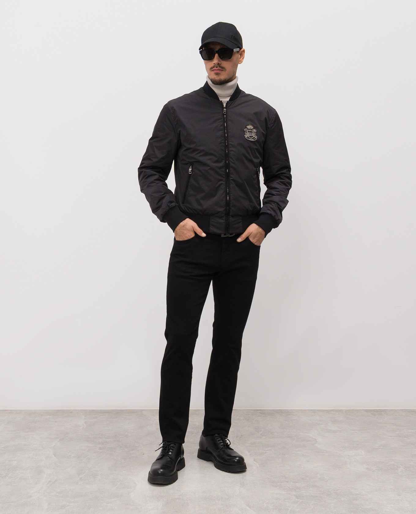 Black bomber jacket with heraldic logo patch Dolce&Gabbana 2