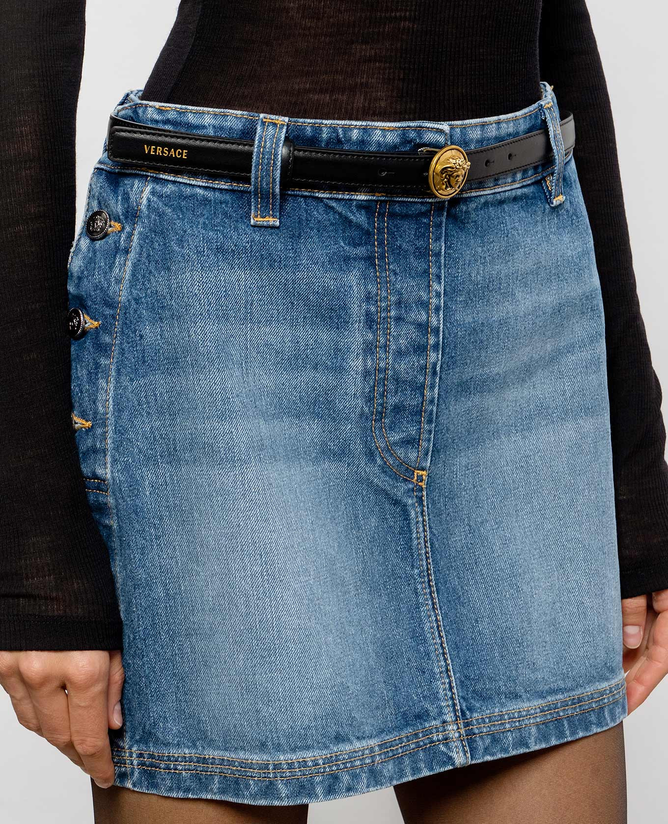 Black leather belt with textured emblem Versace 2
