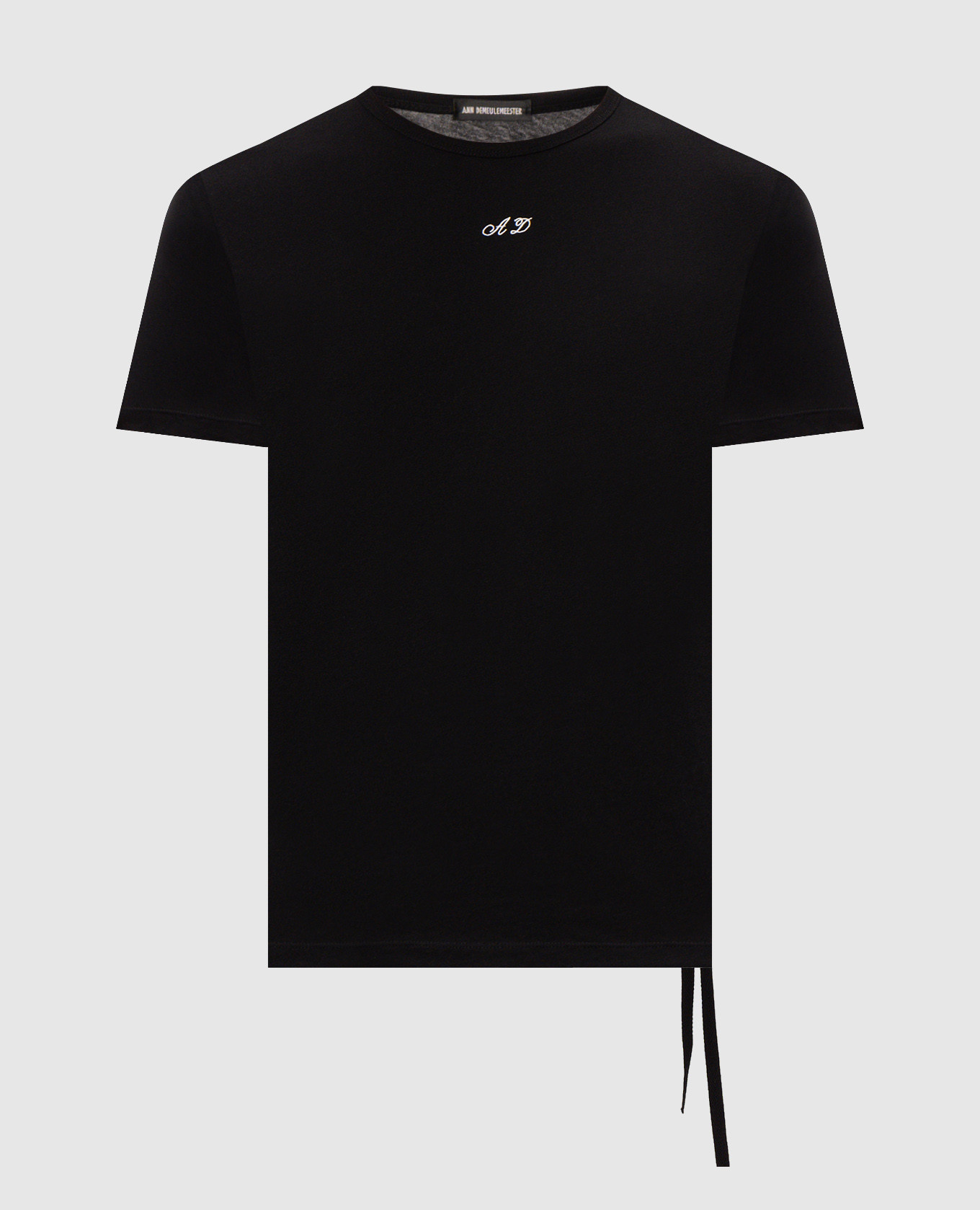 Black T-shirt with contrast embroidery