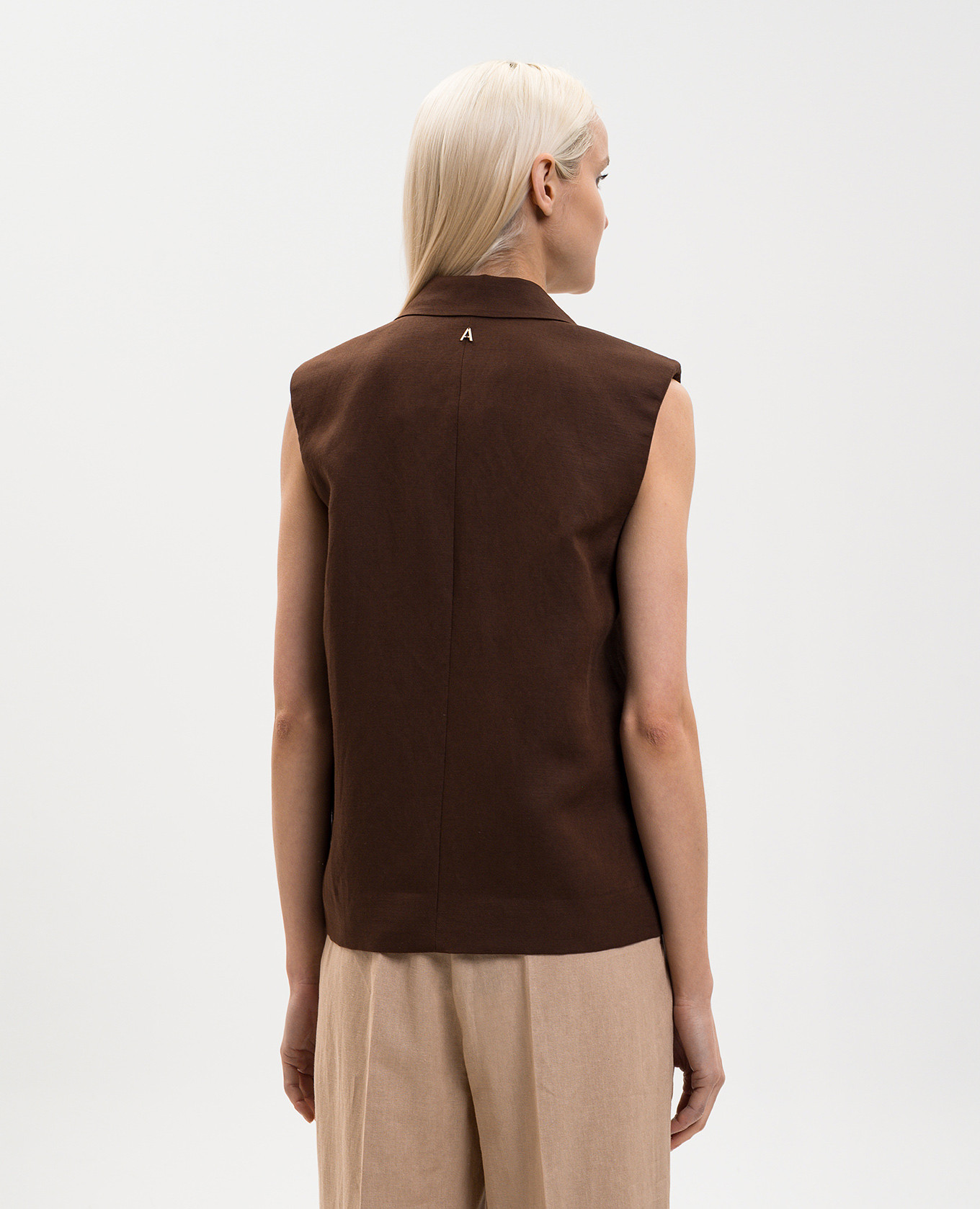 

Brown linen vest Twinset
