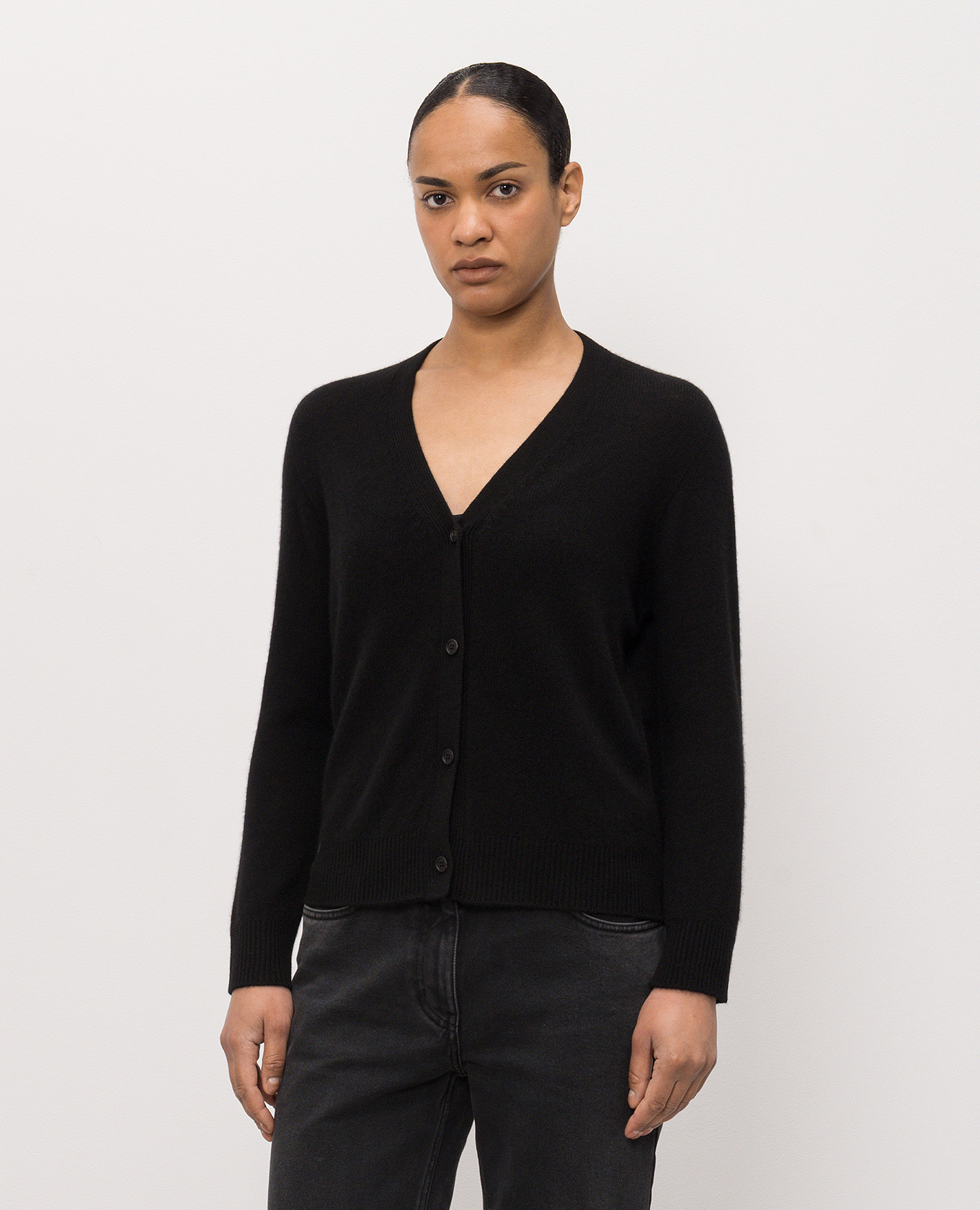 

Ovida black cashmere cardigan The Row