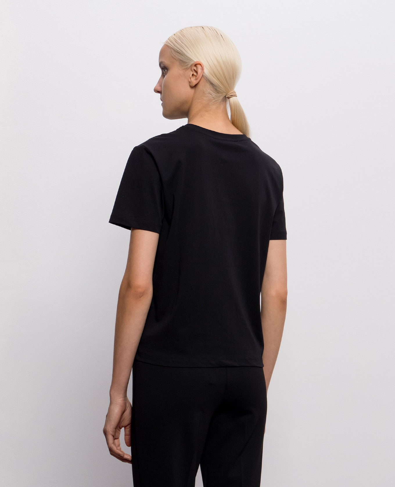Black T-shirt with logo patch Twinset 4