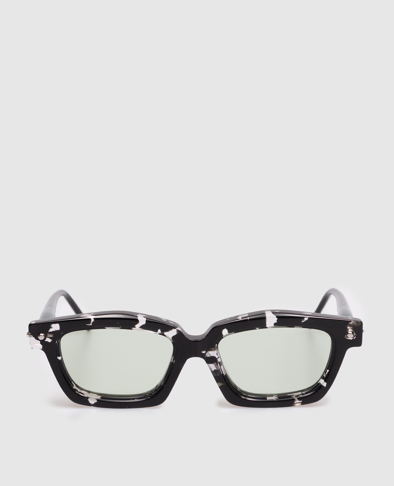 

Black sunglasses P25 Kuboraum